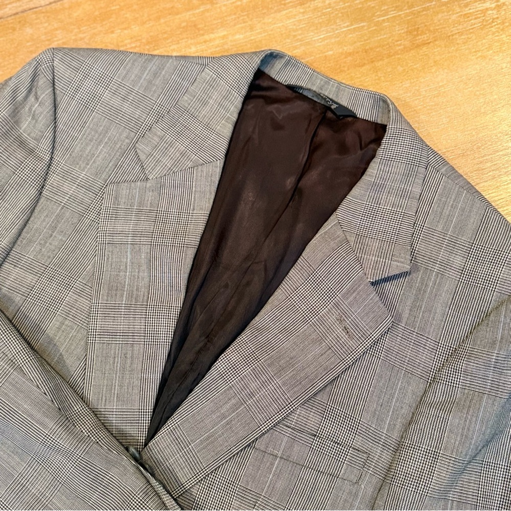 Vtg Burberry’s 100% Wool Blazer Grey Plaid Print 2 Button Closure Sz ~40